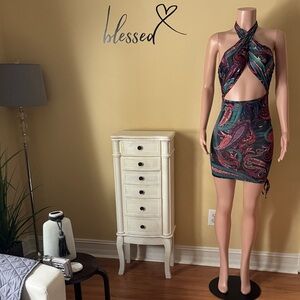 🥀Multicolor Cutout Backless Bodycon Halter Neck Dress